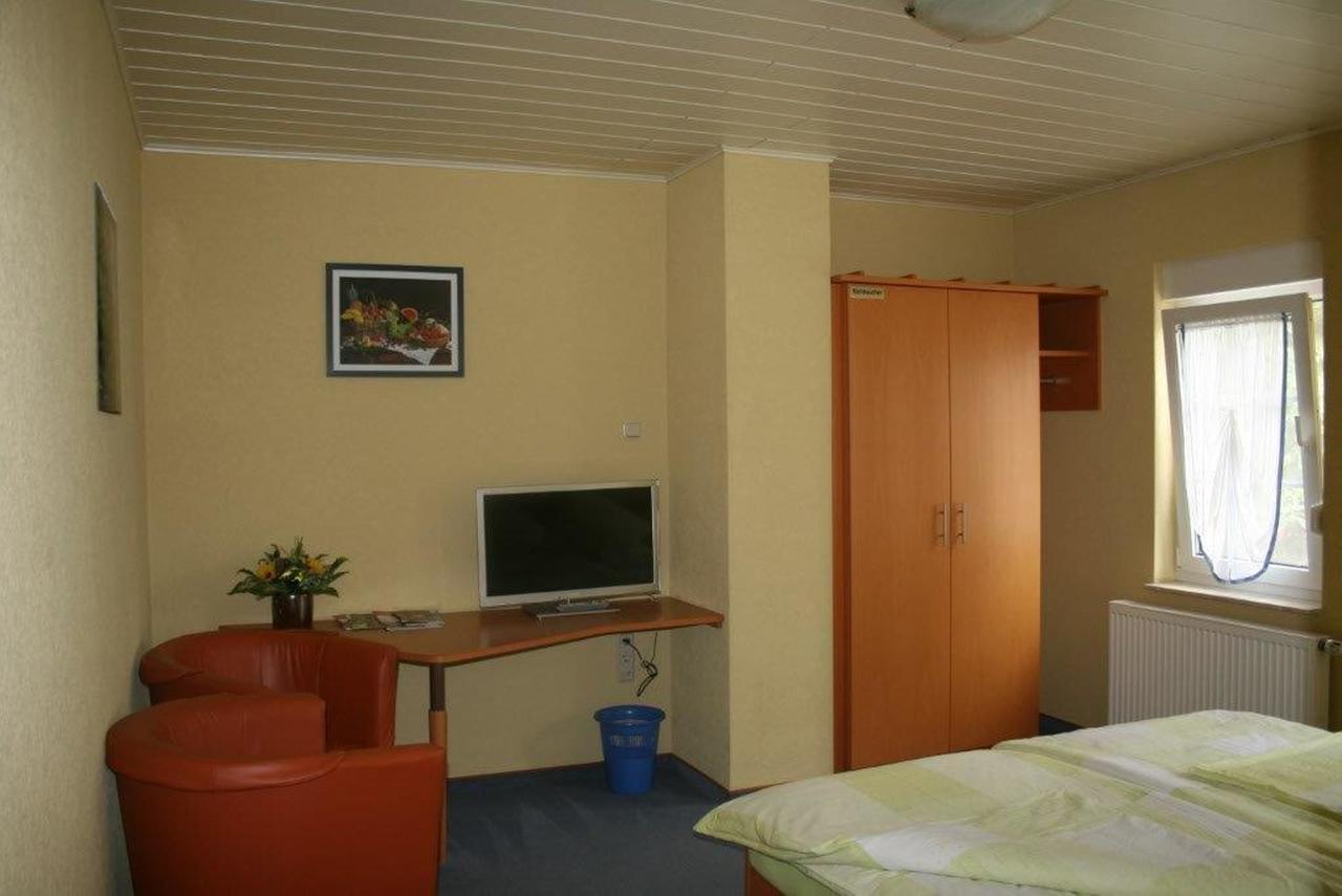 Pension Zur Krone Hotel Eisenach Luaran gambar